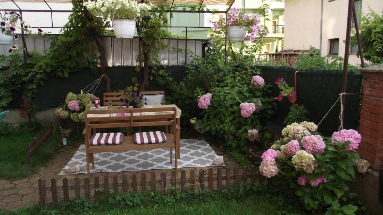 Villa Lakeview Paradise Пештані Екстер'єр фото