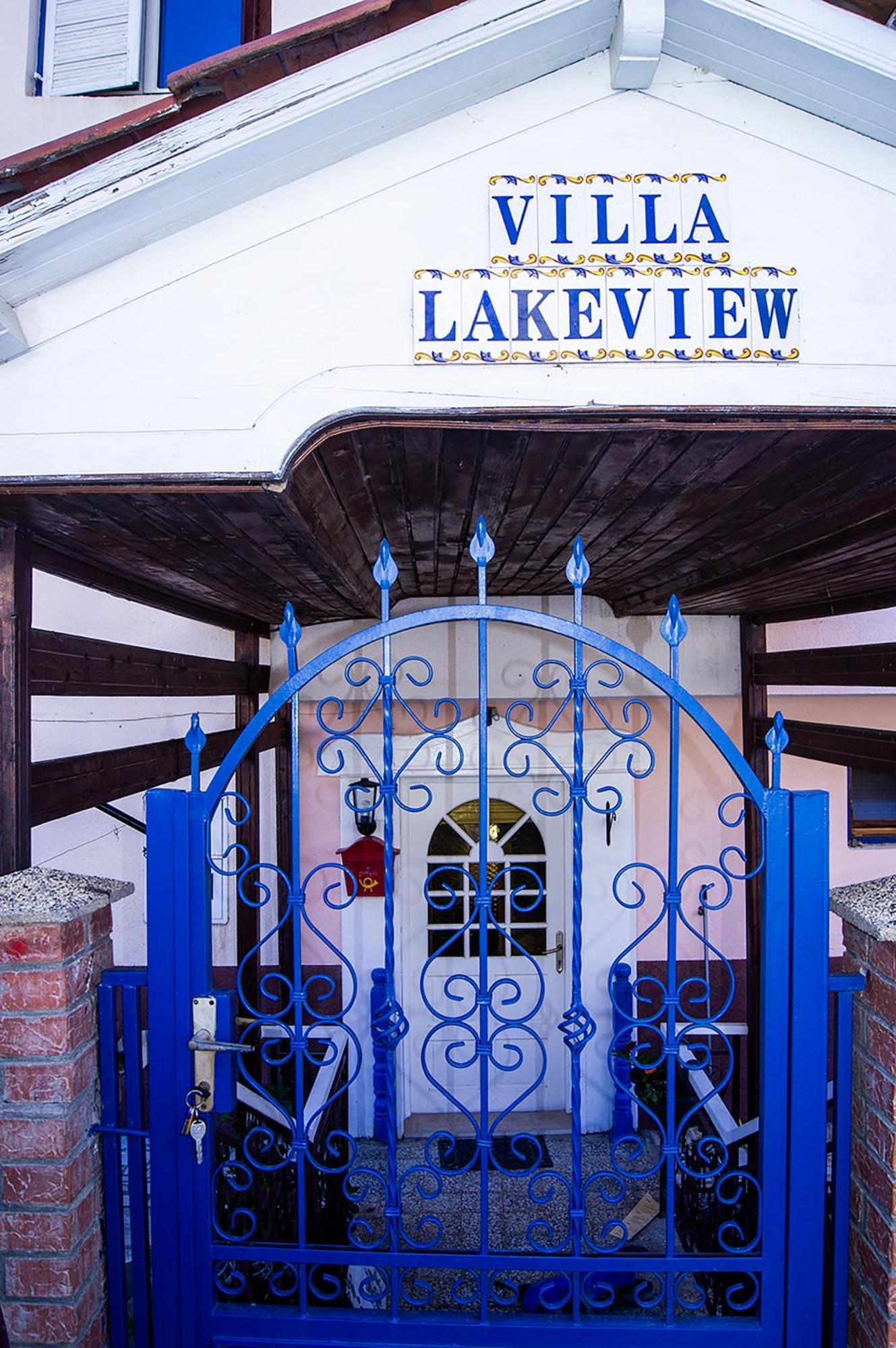 Villa Lakeview Paradise Пештані Екстер'єр фото