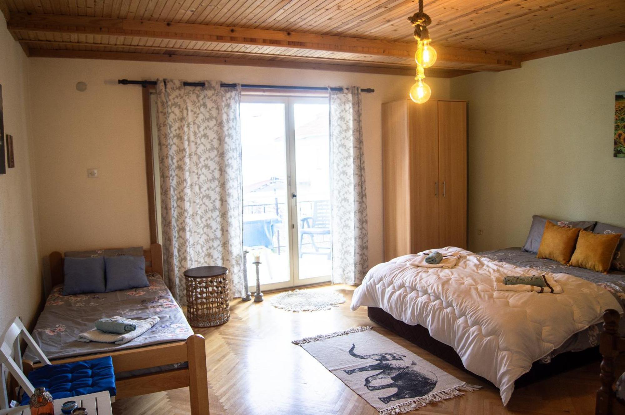 Villa Lakeview Paradise Пештані Екстер'єр фото